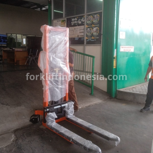 hand forklift 2 ton 1,6 meter gozoz - forkliftindonesia.com