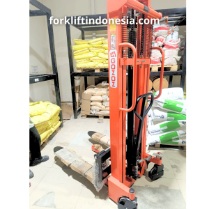 pengiriman hand lift cikarang gozoz 2 ton 2 meter - forkliftindonesia.com